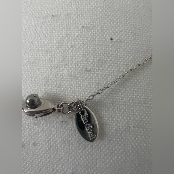 Short silver necklace - Picture 2 of 3